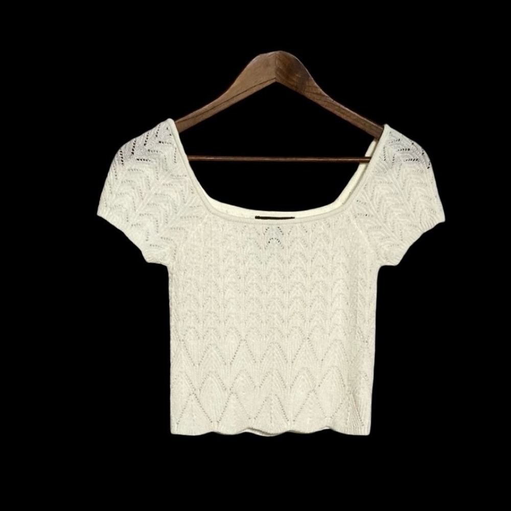 Forever 21 Women's Cream Pointelle Knit Square Neck Scalloped Hem Top Size M